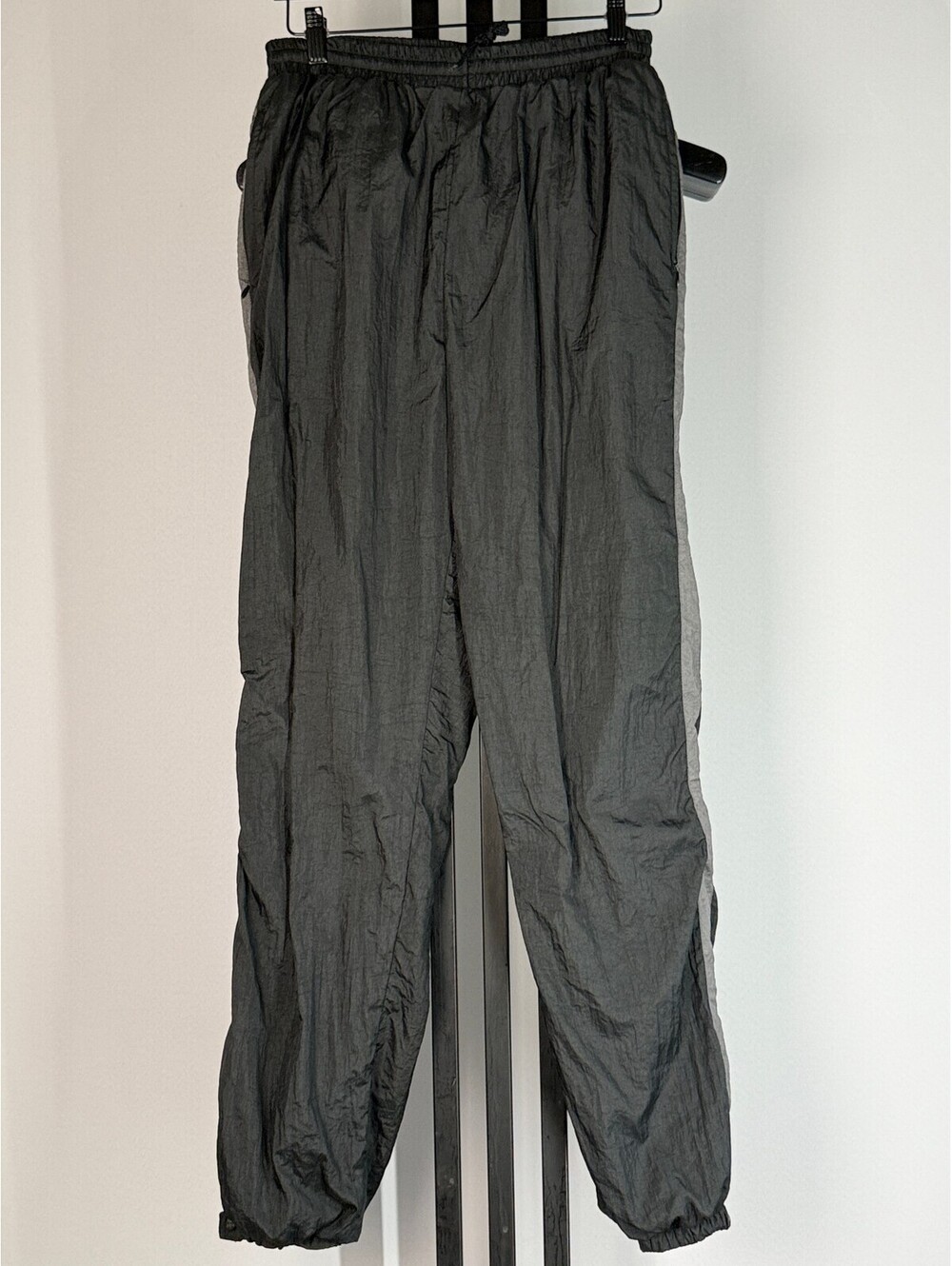 Givenchy Track Pants Men's Large Black Nylon Windbreaker Vintage 80s 90s Joggers
